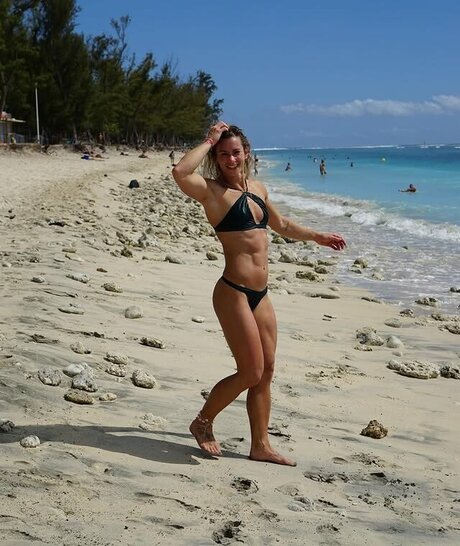 Photo nue de fuite OnlyFans de Louise Czurka