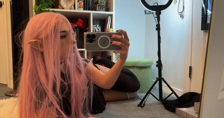 Photo nue de fuite OnlyFans de Loopziepop