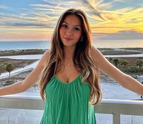 Mia Steele