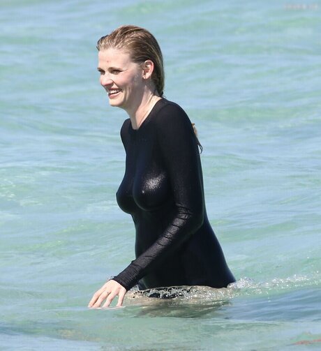 Lara Stone