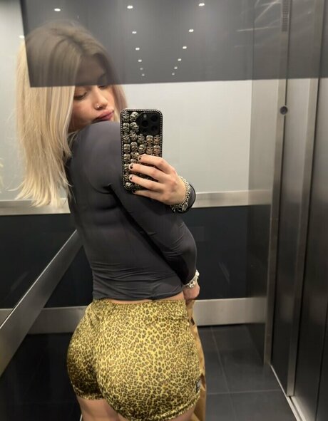 Photo nue de fuite OnlyFans de Lola Visage