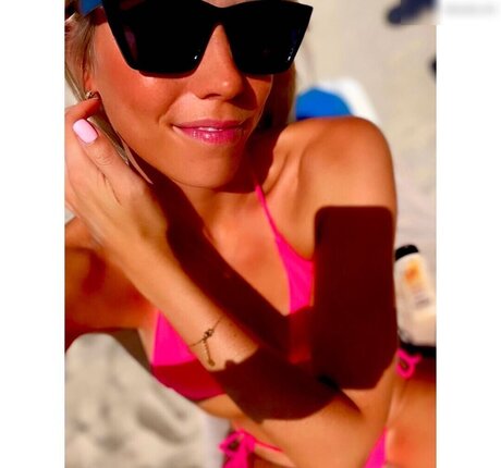 Lea Sunshineeems