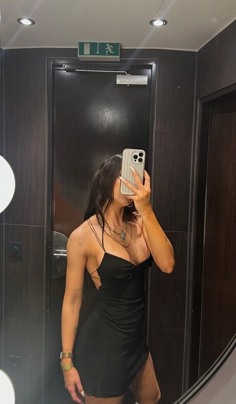 Merve Zkan