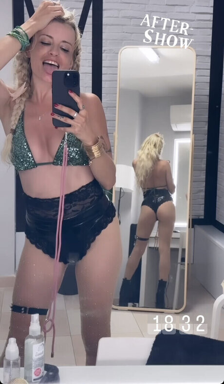 Mia Julia Brckner