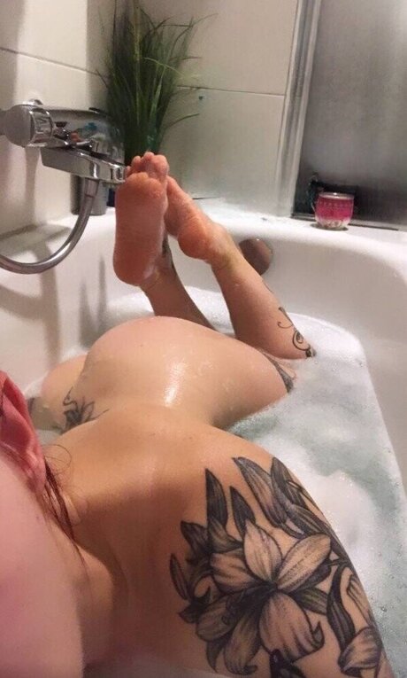 Nicole Anna