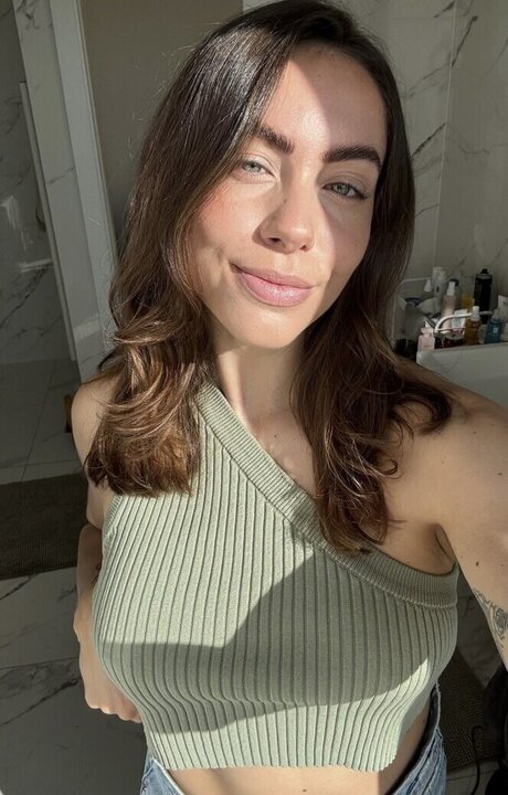 Photo nue de fuite OnlyFans de Herstoryfeed