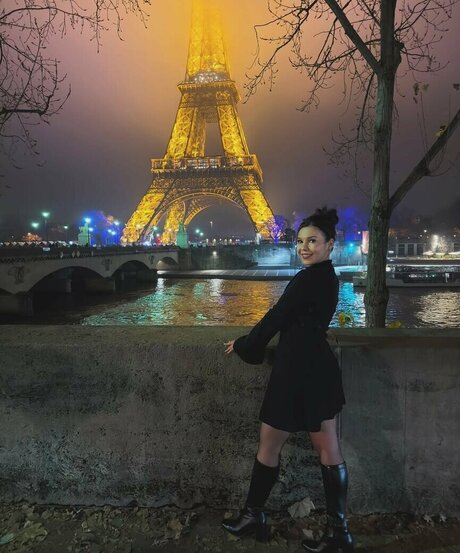 Celebrity Guilty Pleasures & Underrated Women