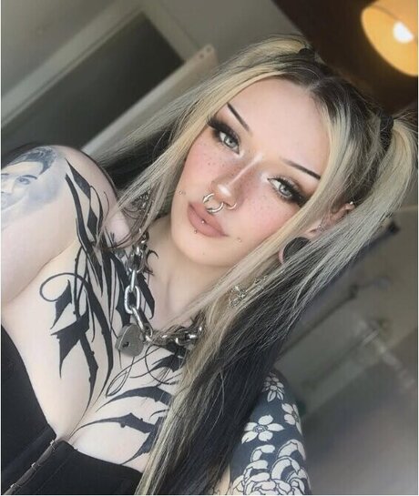 Photo nue de fuite OnlyFans de Em Bearshaw