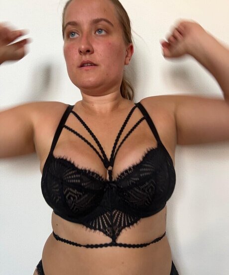 Photo nue de fuite OnlyFans de Endlichzufrieden