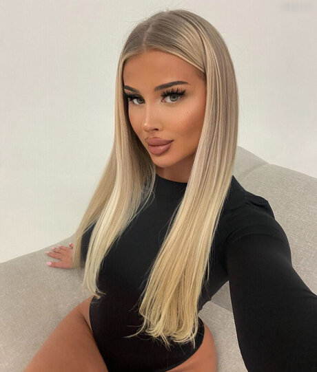 Photo nue de fuite OnlyFans de Lunaaalgs  Lunaaalgs