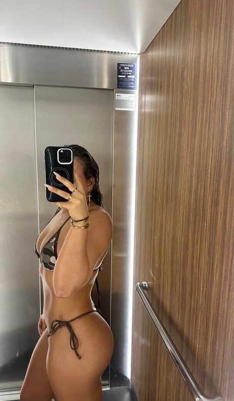 Olivia Alex