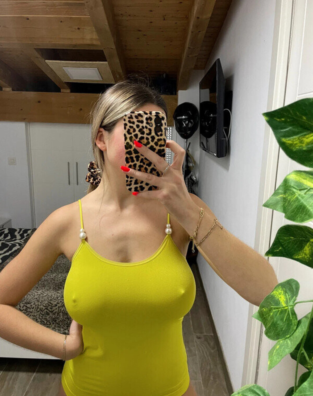 Photo nue de fuite OnlyFans de Vintedebay #1707