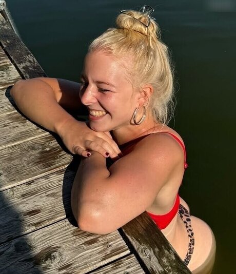 Photo nue de fuite OnlyFans de Jette Nietzard