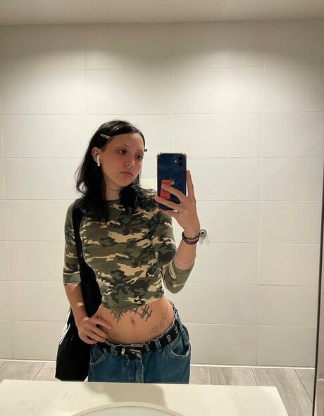 Photo nue de fuite OnlyFans de Wuvmia