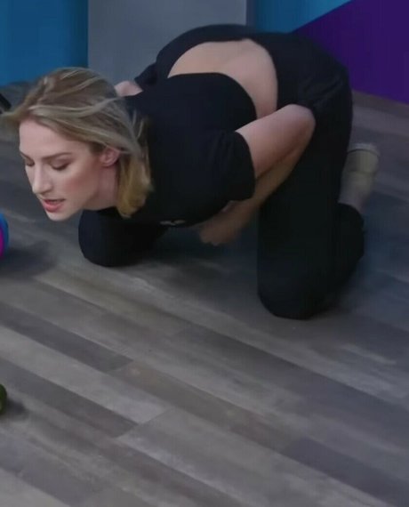 Photo nue de fuite OnlyFans de Smosh Girls