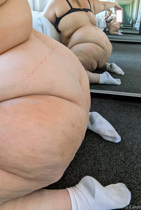 Photo nue de fuite OnlyFans de Strawberrycakes