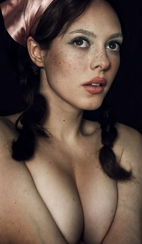 Photo nue de fuite OnlyFans de Kirsten Ria