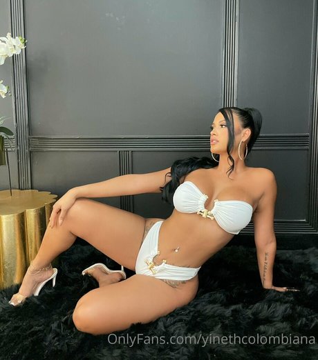 Photo nue de fuite OnlyFans de Yinethcolombiana