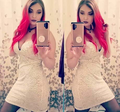 Photo nue de fuite OnlyFans de Xmalin