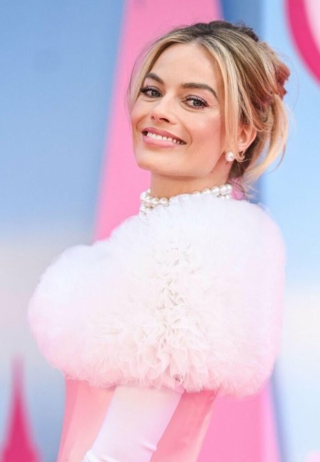 Margot Robbie
