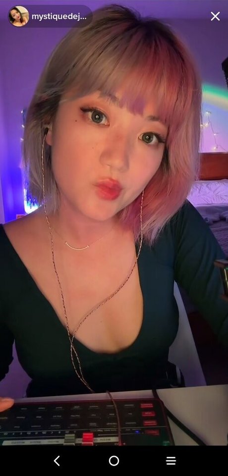 Photo nue de fuite OnlyFans de Mystiquede