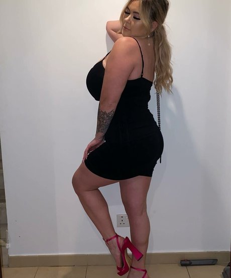 Photo nue de fuite OnlyFans de Georgia