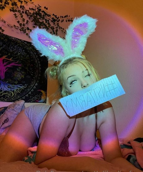 Photo nue de fuite OnlyFans de Aliisnowwflake
