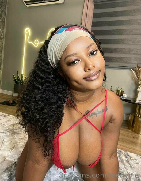 Photo nue de fuite OnlyFans de Teenypie