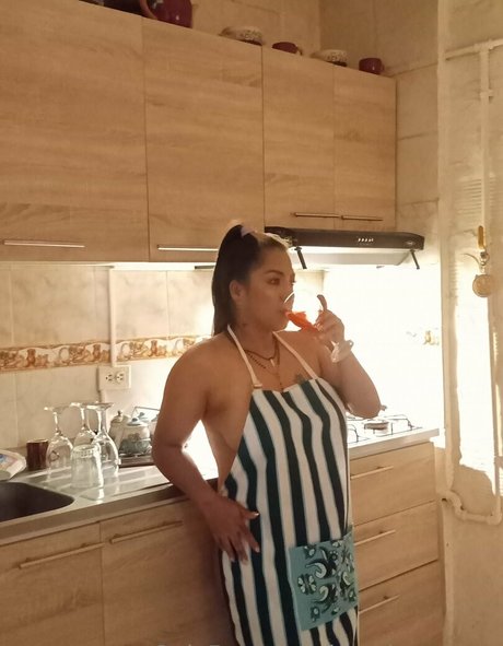 Photo nue de fuite OnlyFans de Kanelamorena