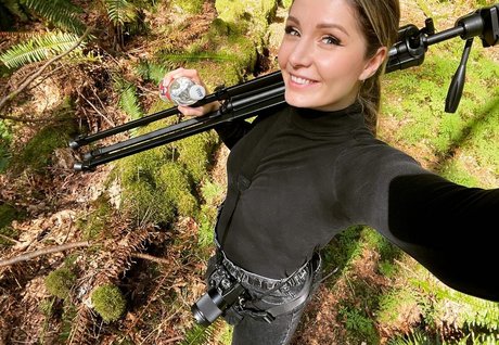 Photo nue de fuite OnlyFans de Lauren Southern