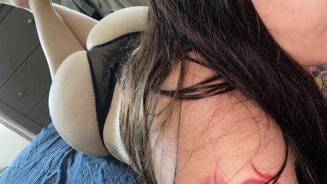 Photo nue de fuite OnlyFans de Alexa Davonn