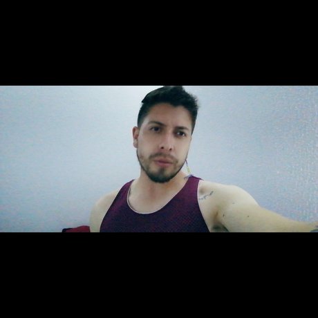 Photo nue de fuite OnlyFans de Torres