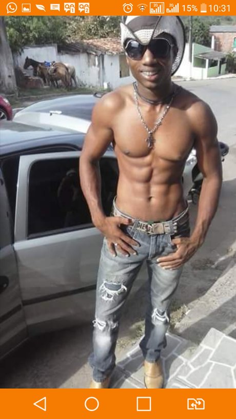 Photo nue de fuite OnlyFans de Leozinho Oversoud