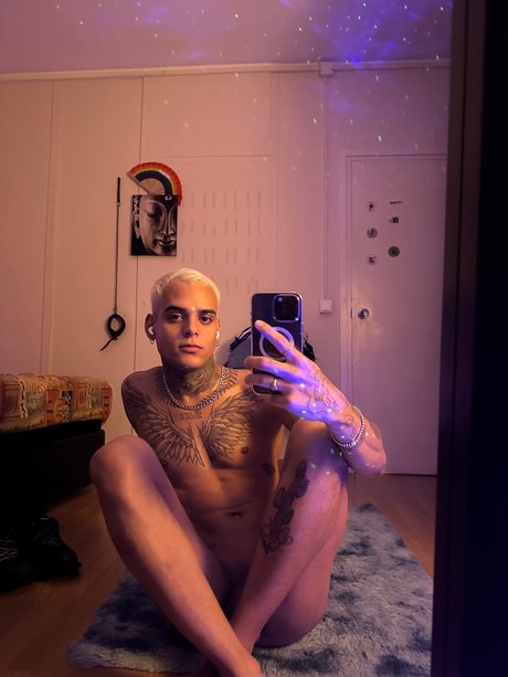 Photo nue de fuite OnlyFans de Leo Rocha