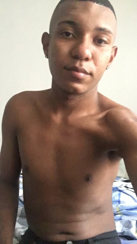 Photo nue de fuite OnlyFans de Black Power 