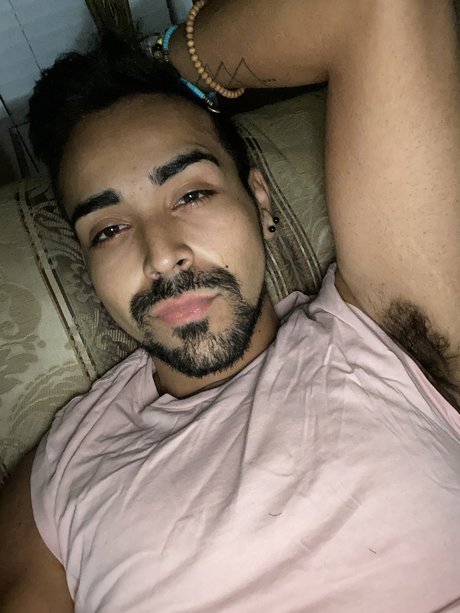 Photo nue de fuite OnlyFans de Lee Mendoza