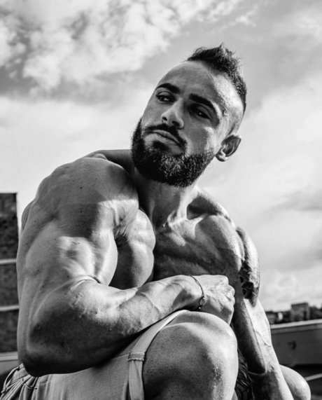 Photo nue de fuite OnlyFans de Leo Mark