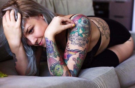 Photo nue de fuite OnlyFans de Lena Loving