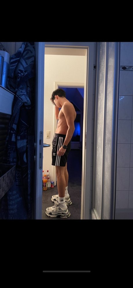 Photo nue de fuite OnlyFans de Leeyano