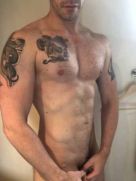 Photo nue de fuite OnlyFans de Leeandru