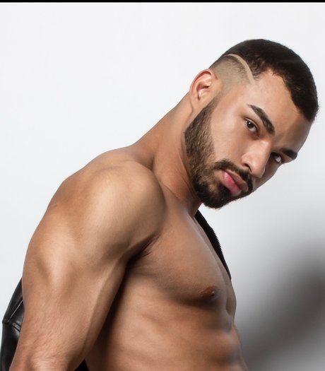 Photo nue de fuite OnlyFans de Leandro Uk