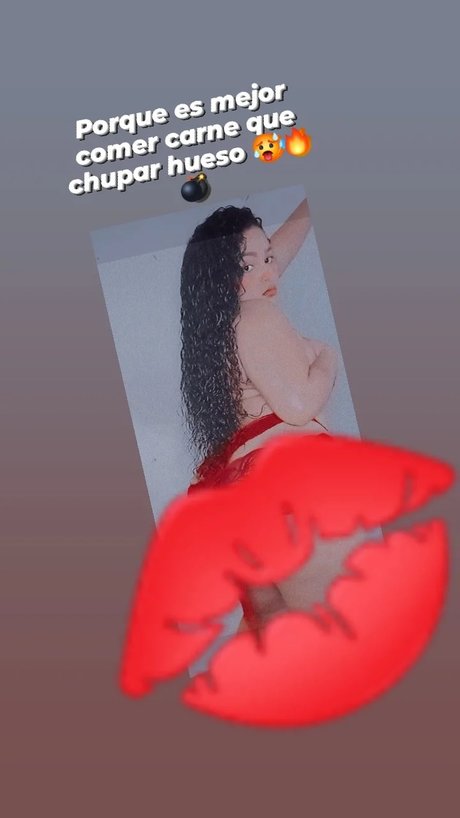 Photo nue de fuite OnlyFans de Geraldines Valdiviezo