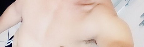 Photo nue de fuite OnlyFans de Lauzimiro