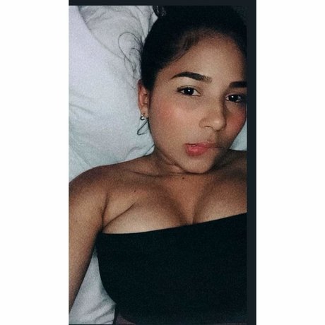 Photo nue de fuite OnlyFans de Laura