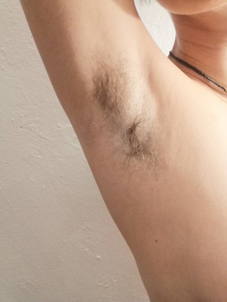 Photo nue de fuite OnlyFans de Laura Nora