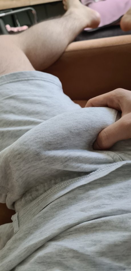 Photo nue de fuite OnlyFans de Little Boy 