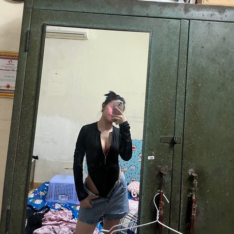 Photo nue de fuite OnlyFans de Ling Ling