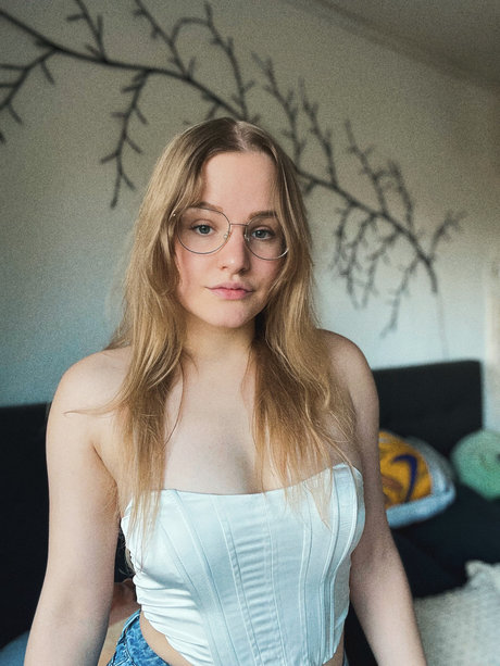 Photo nue de fuite OnlyFans de Linaklein