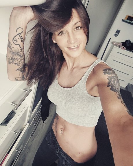 Photo nue de fuite OnlyFans de Lea