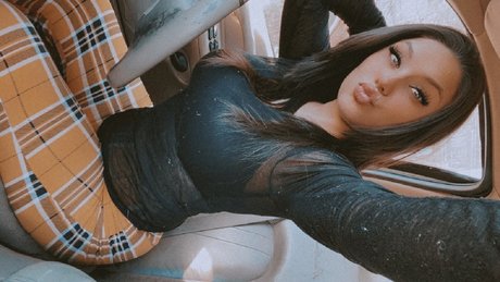 Photo nue de fuite OnlyFans de Lilo Mami 